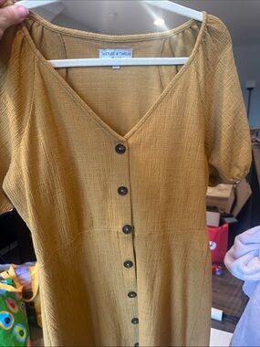 Madwell Texture & Thread